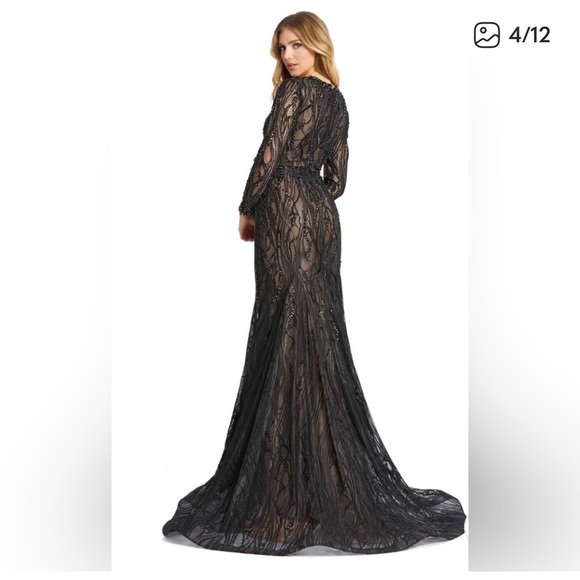 NWT ~Never worn!! GORGEOUS Mac Duggal Black Lace Illusion Gown - Picture 3 of 6